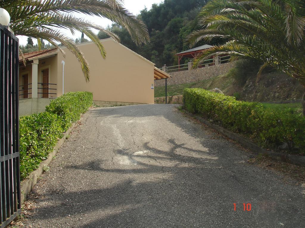 Serenita Apartments Ermones Exterior photo