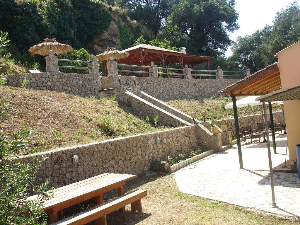 Serenita Apartments Ermones Exterior photo